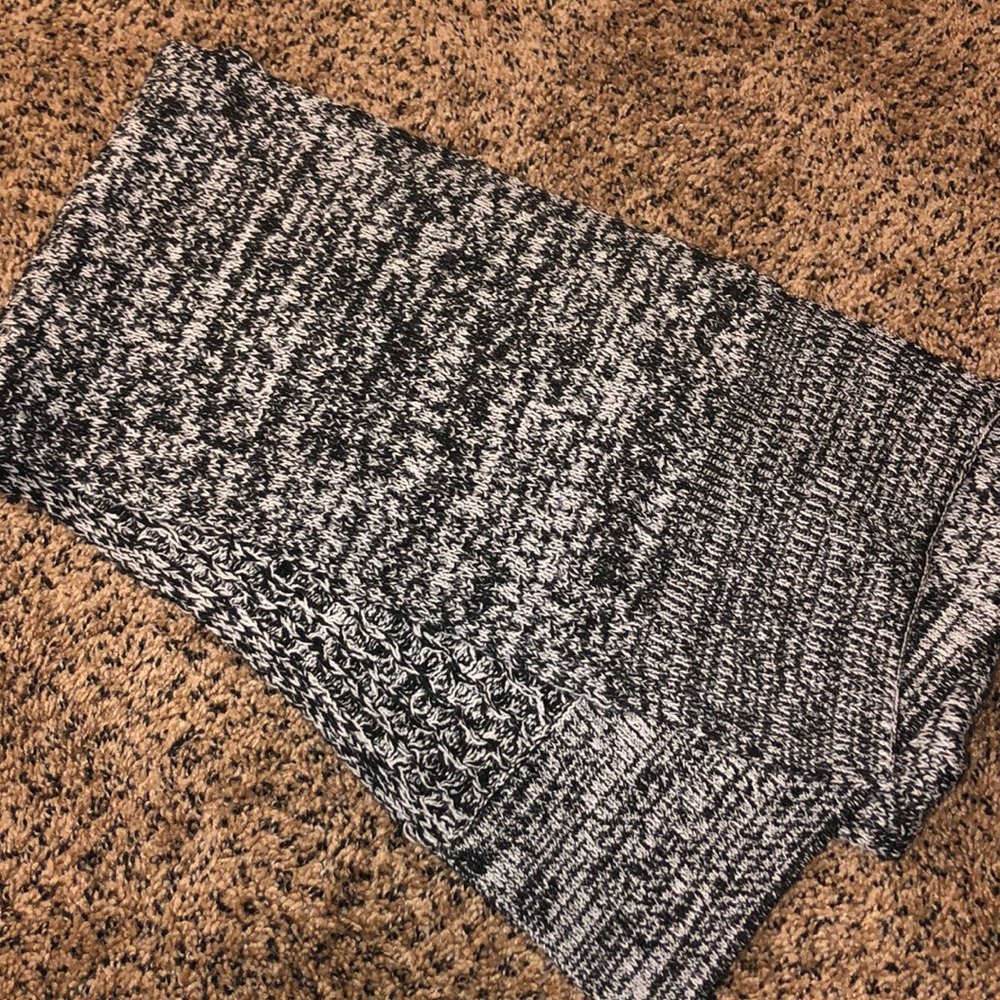 Speckled Black and White Scarf
